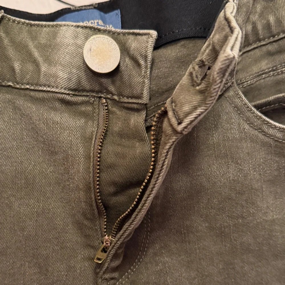 🫒🫒🫒BOGOHO🫒🫒🫒Democracy Olive Green Wide Leg Jeans-Size 4 - Picture 11 of 14